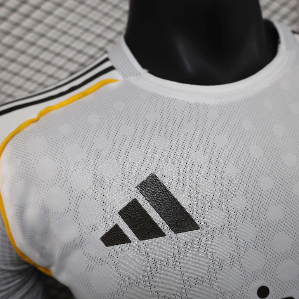 2025/2026 Player Version Real Madrid Home Football Shirt